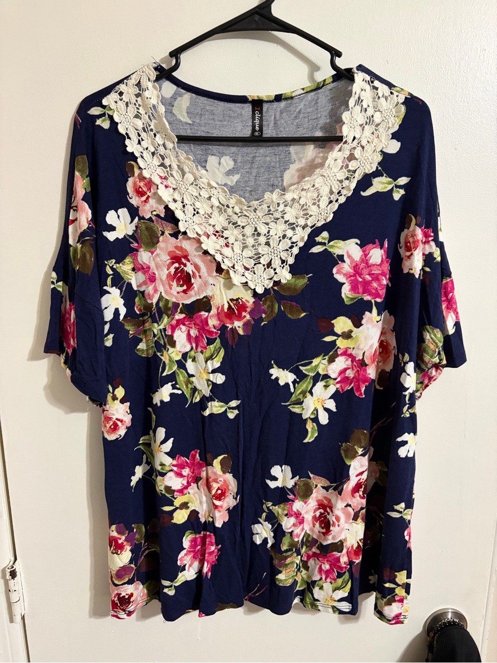 Women’s Navy Floral Lace-Trim Blouse